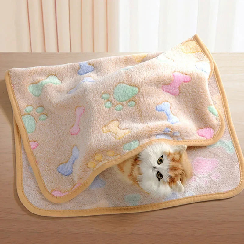 Velvet Pet Sleeping Warm Blanket with Paw/Dot/Bone Pattern, Dog Cat Washing Towel, Fleece Soft Pet Blanket Pet Bed Mat