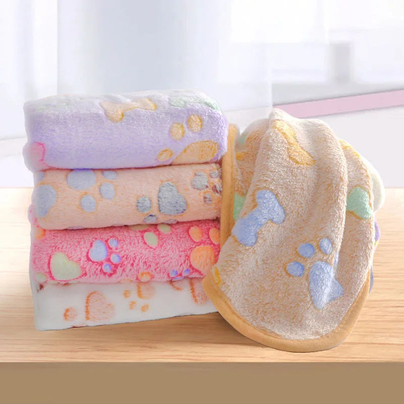 Velvet Pet Sleeping Warm Blanket with Paw/Dot/Bone Pattern, Dog Cat Washing Towel, Fleece Soft Pet Blanket Pet Bed Mat